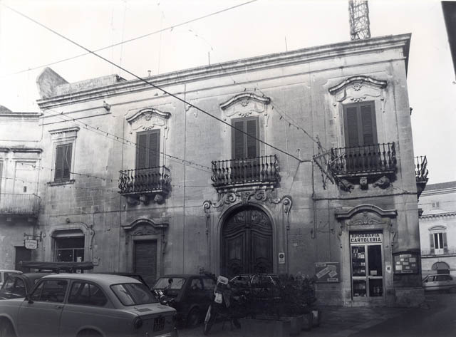 Carrozzini (palazzo) - Lecce (LE)  (XVIII)