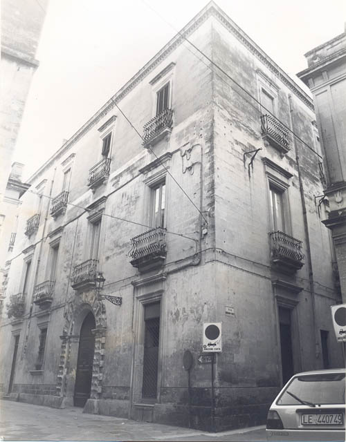 Prato, poi Bozzicorso (palazzo) - Lecce (LE)  (XVI)