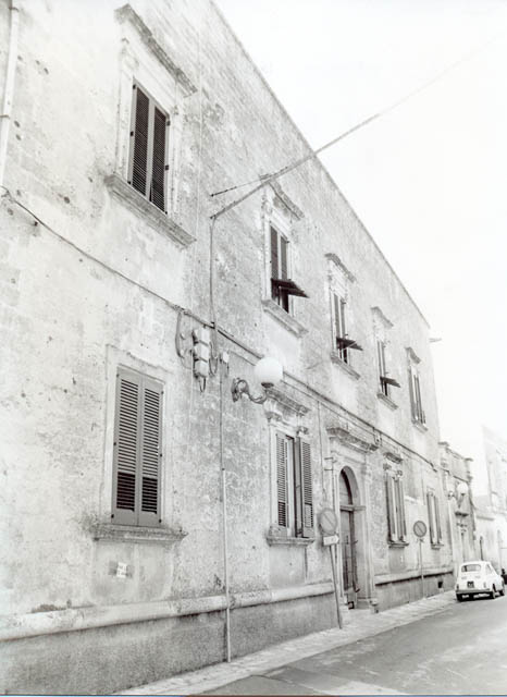 Maggiulli (palazzo) - Muro Leccese (LE)  (XVI)