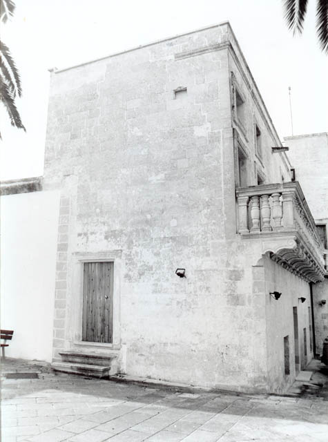 Negri (palazzo) - Muro Leccese (LE)  (XVIII, terzo quarto)