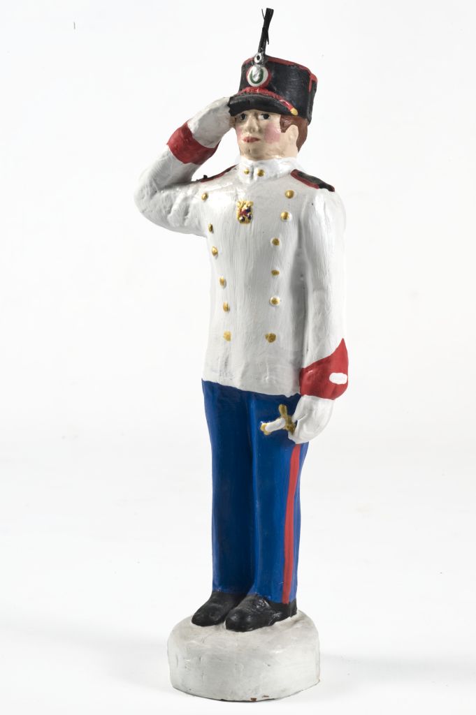 Cadetti Accademia di Modena, militare sugli attenti (fischietto, a fessura interna, strumenti musicali) di Modolese Teodoro - laboratorio (2008)