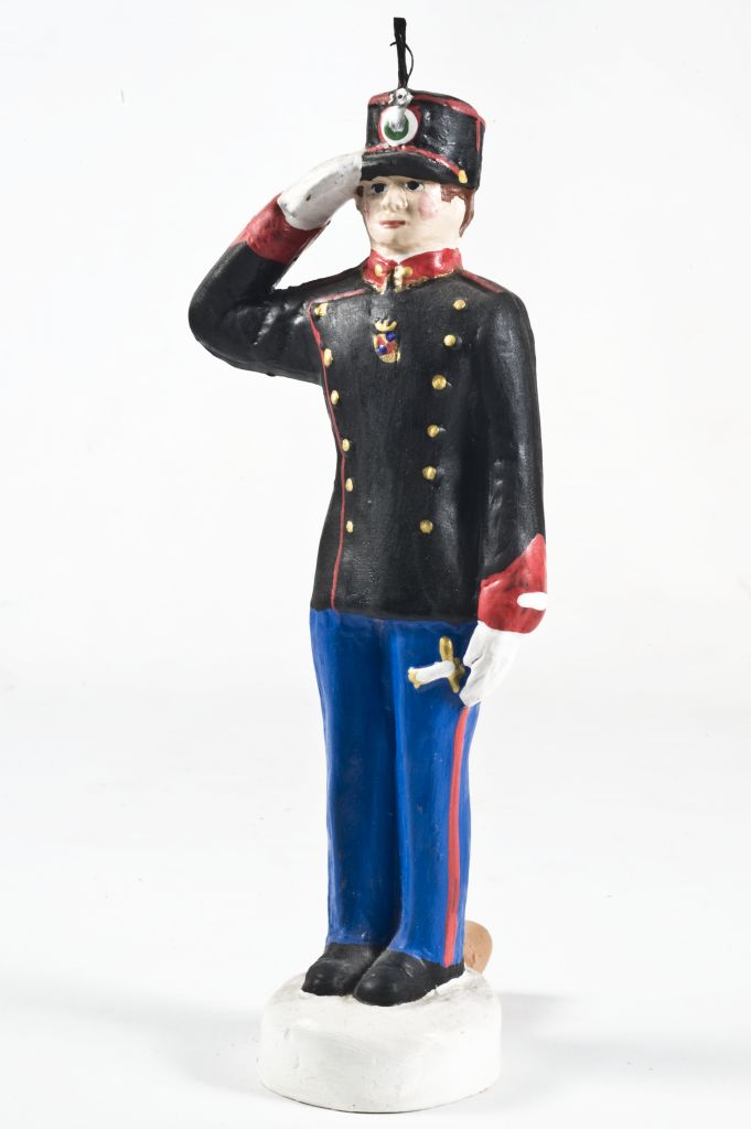 Cadetti Accademia di Modena, militare sugli attenti (fischietto, a fessura interna, strumenti musicali) di Modolese Teodoro - laboratorio (2008)