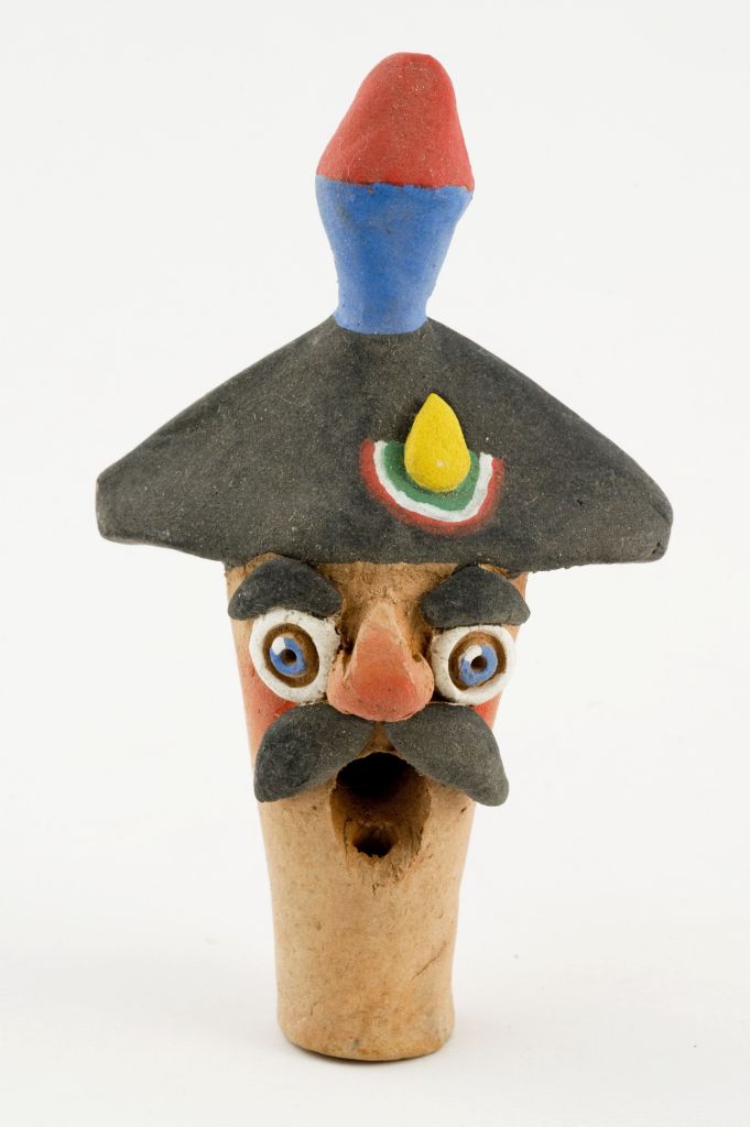 Carabinieri tascabili, testa di carabiniere (fischietto, a fessura interna, strumenti musicali) di Altieri Trifone - laboratorio (1991)