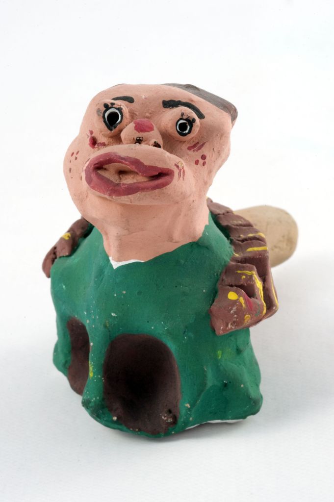 figura femminile (fischietto, a fessura interna, strumenti musicali) di Teresa Losito - scuola (1989 post - 2015 ante)