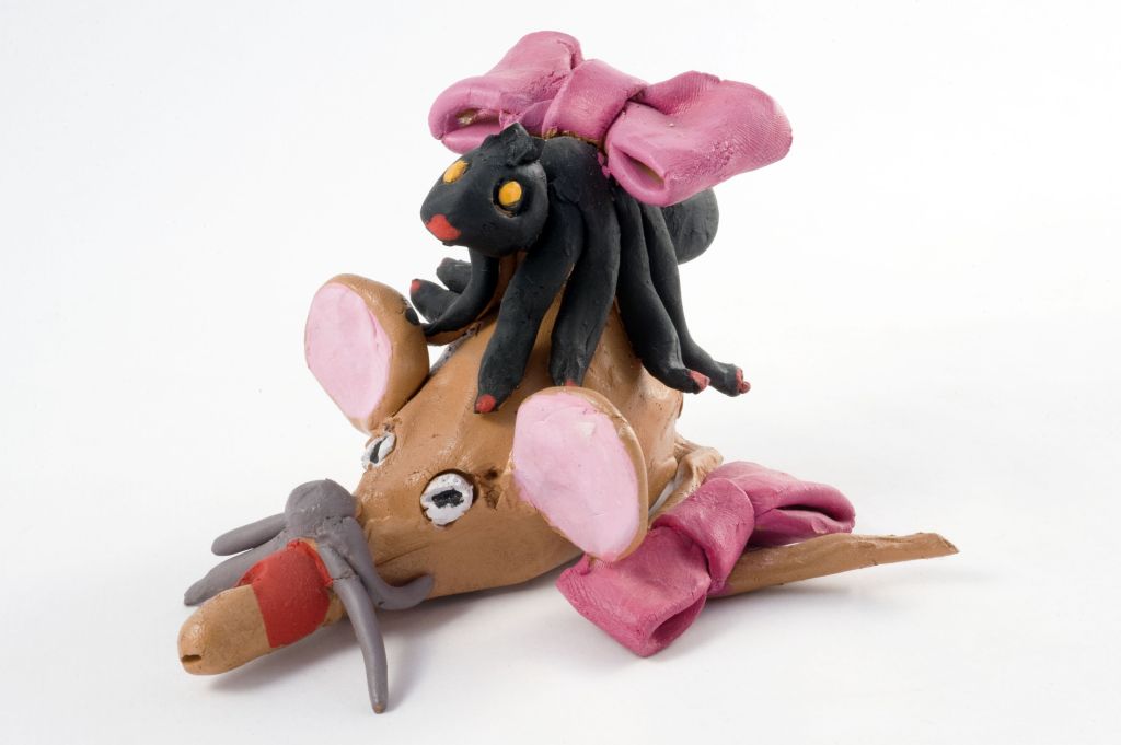 Pronti per la festa, topo con ragno (fischietto, a fessura interna, strumenti musicali) di Angiulli Marianna, Fralonardo Anna, Chouchane Francesco - scuola, scuola, scuola (2000, 2000, 2000)