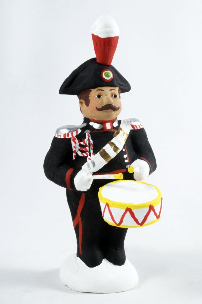 Fanfara dei carabinieri, Carabiniere con rullante (fischietto, a fessura interna, strumenti musicali) di ModoleseTeodoro - laboratorio (2013)