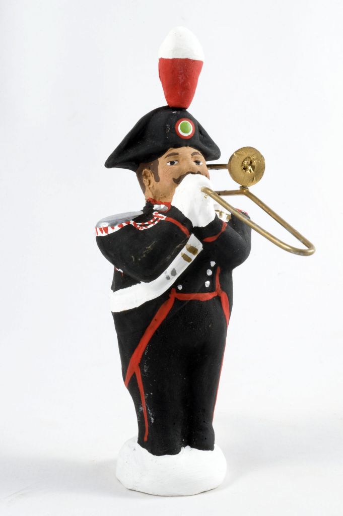 Fanfara dei carabinieri, Carabiniere con trombone (fischietto, a fessura interna, strumenti musicali) di ModoleseTeodoro - laboratorio (2013)