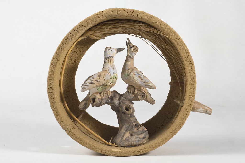 Uccelli, uccellini su tronco (fischietto, a fessura interna, strumenti musicali) di Di Simone Vincenzo (ceramista) - bottega (1997)