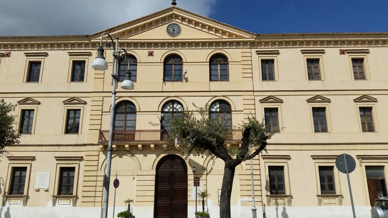 Palazzo comunale (palazzo, comunale) - Locri (RC) 