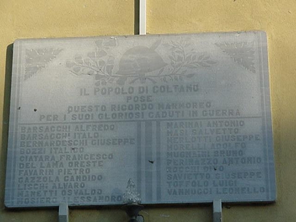 lapide ai caduti della prima guerra mondiale, Soggetto assente (lapide commemorativa ai caduti) - ambito toscano (prima metà sec. XX)