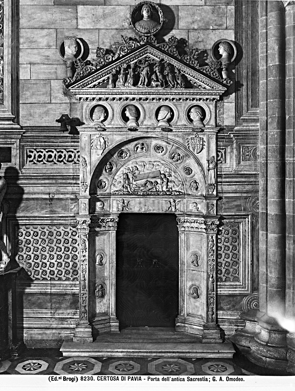 portale, opera isolata di Amadeo Giovanni Antonio (attribuito), Solari Cristoforo detto il Gobbo (attribuito), Briosco Benedetto detto Benedetto Pavese (attribuito), Maffioli Alberto (attribuito) (ultimo quarto sec. XV)