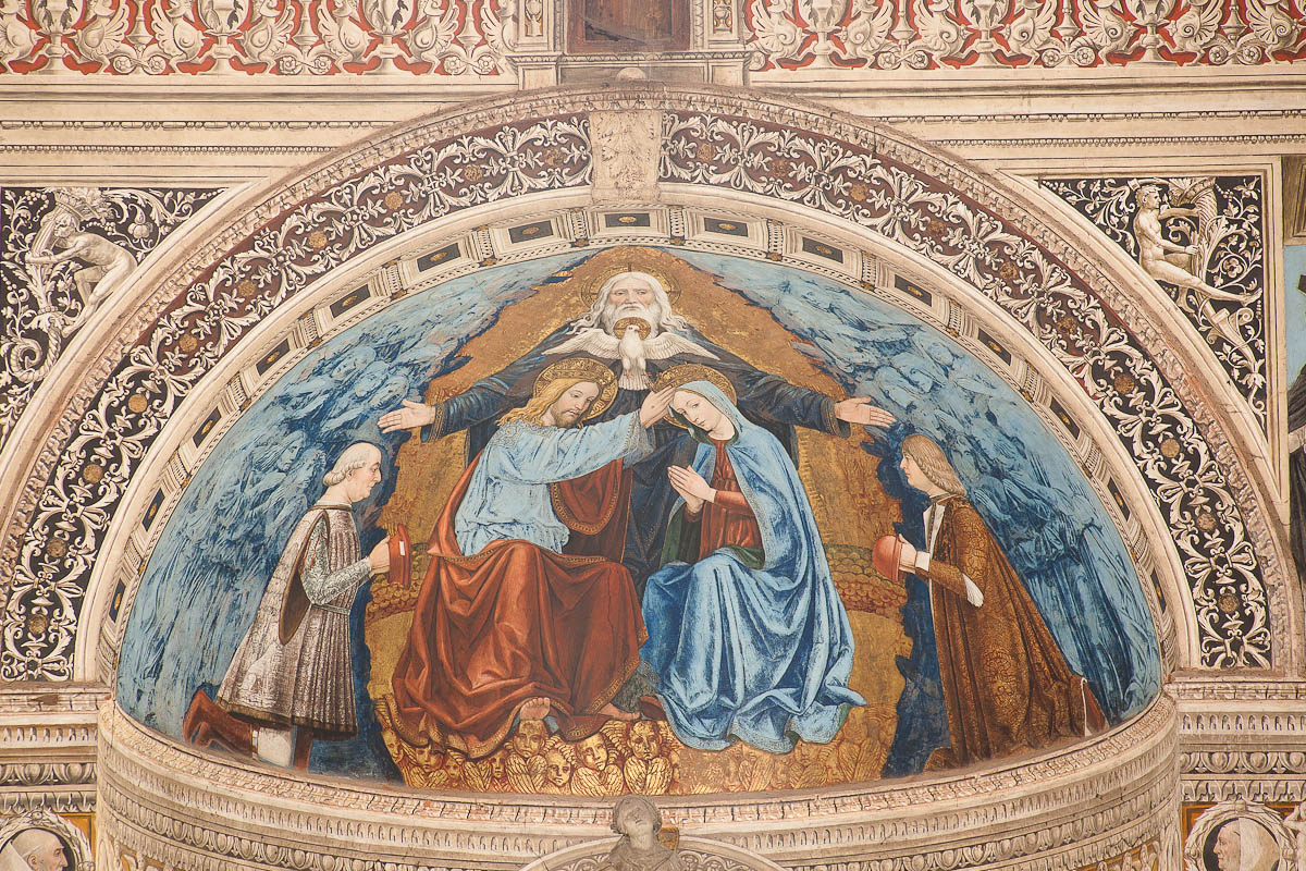 incoronazione della Vergine con il Padre Eterno, tra Francesco Sforza e Ludovico il Moro (dipinto murale, elemento d'insieme) di Ambrogio da Fossano detto Bergognone (sec. XV)