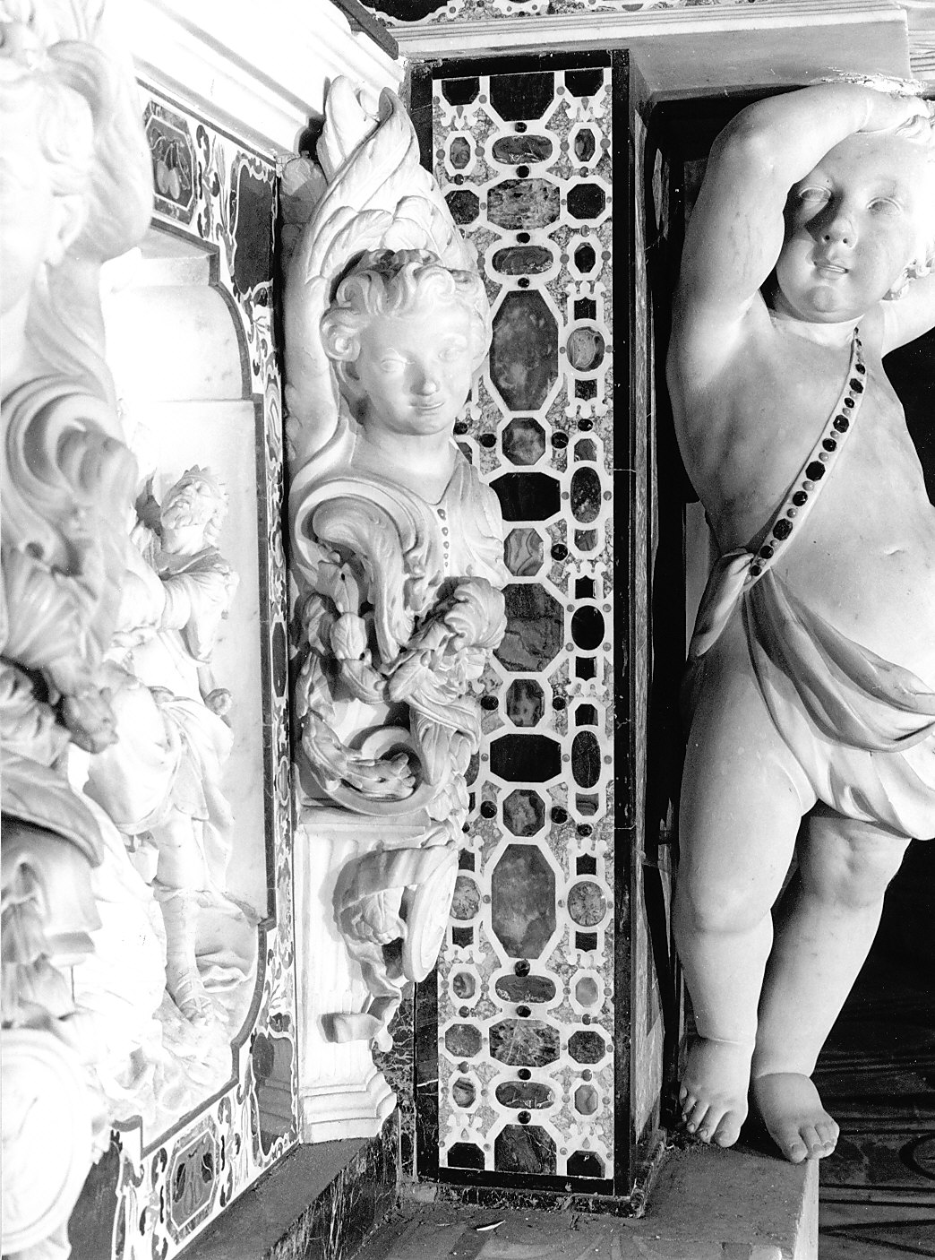 pilastrino di altare, elemento d'insieme di Sacchi Carlo Battista (attribuito) (seconda metà sec. XVII)