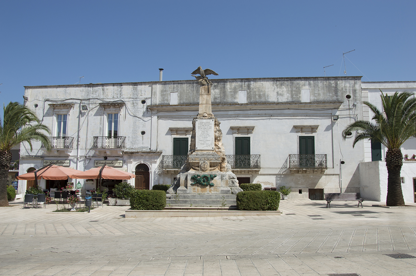 allegoria della Patria (monumento ai caduti - a cippo) - ambito pugliese (sec. XX)