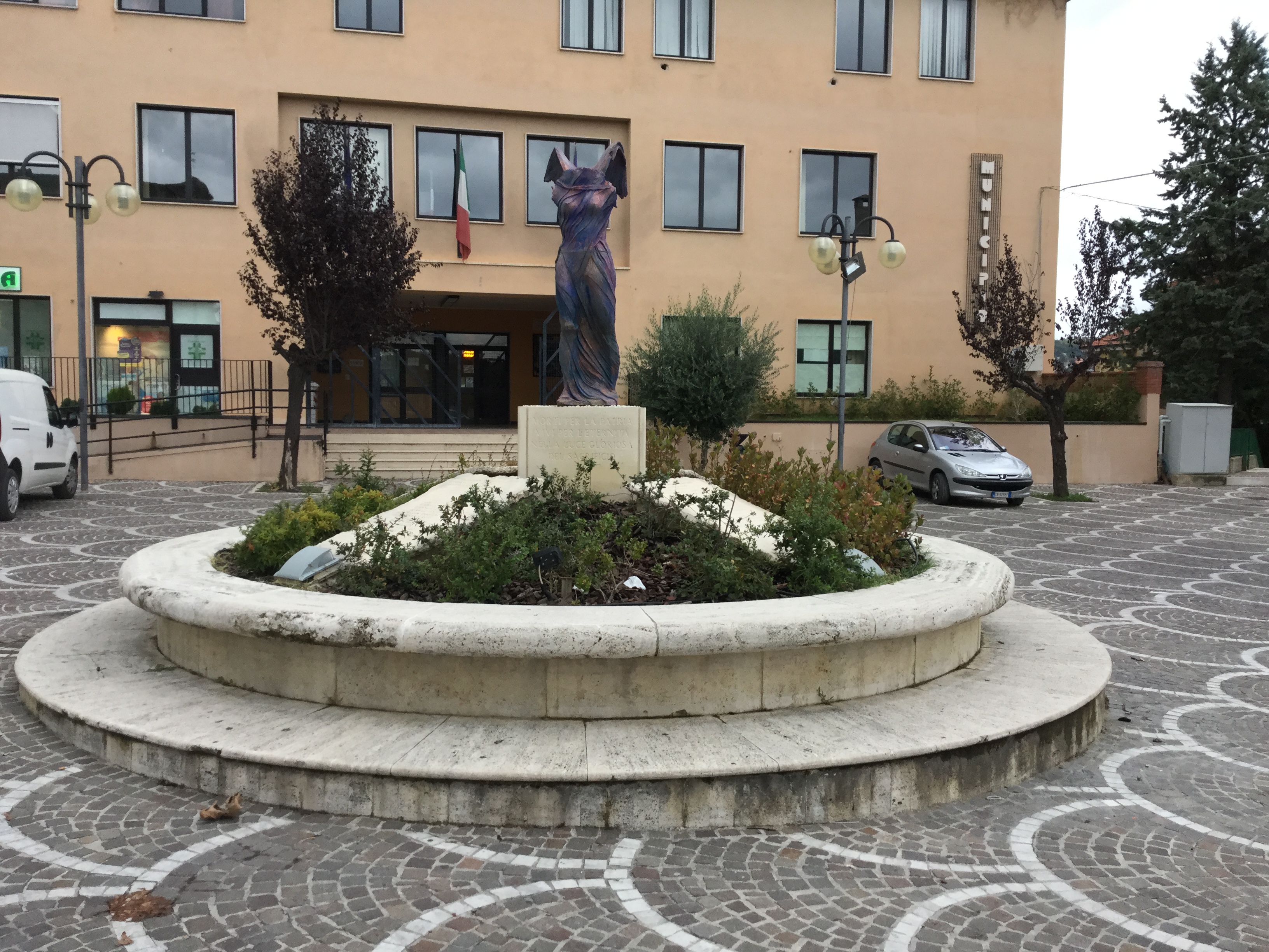 monumento ai caduti di Di Simone Nino (bottega) - ambito abruzzese (seconda metà sec. XX)