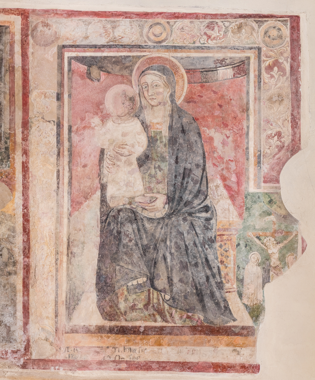 crocifissione di Cristo con la Madonna e San Giovanni Evangelista (dipinto) - ambito laziale (fine/ inizio XV-XVI)