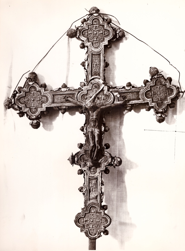 Cristo crocifisso (croce processionale) - produzione laziale (fine/ metà XVI)