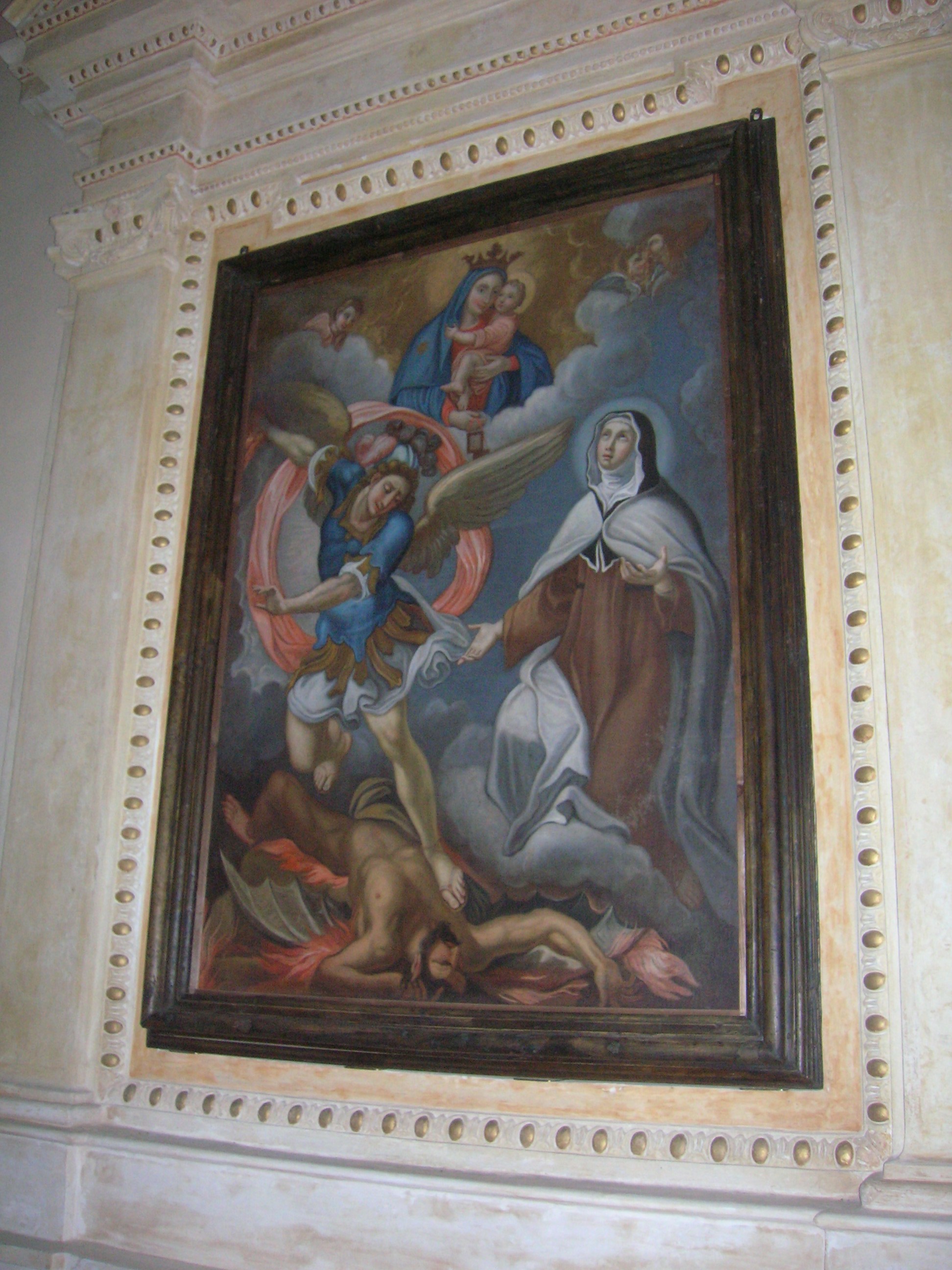 la Madonna del Carmelo appare a Santa Teresa d'Avila mentre San Michele arcangelo conculca il demone (pala d'altare) - ambito Italia centrale (secondo quarto XVIII)