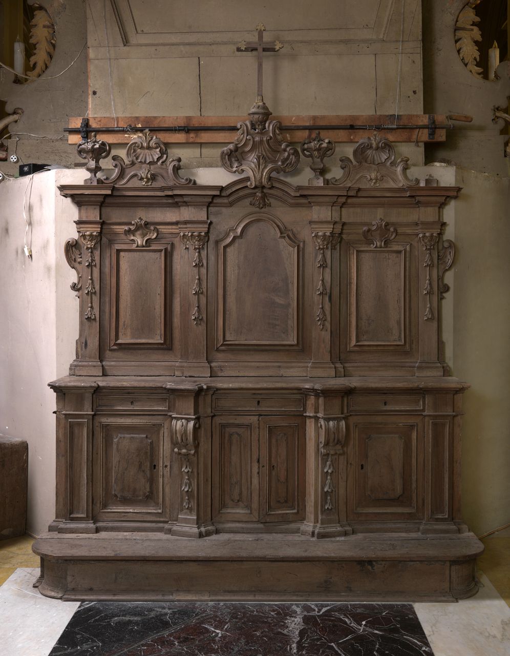 armadio - ambito laziale (XVIII)