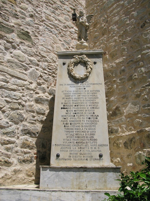 allegoria della Vittoria (monumento ai caduti - a pilo) - ambito Italia centro-meridionale (sec. XX)