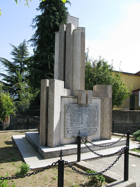 monumento ai caduti - a stele - ambito Italia meridionale (sec. XX)