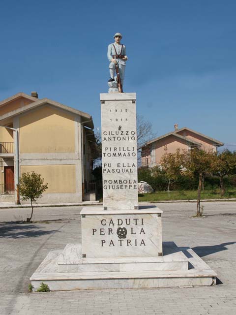 figura di soldato (monumento ai caduti - a cippo) - ambito calabrese (terzo quarto sec. XX)