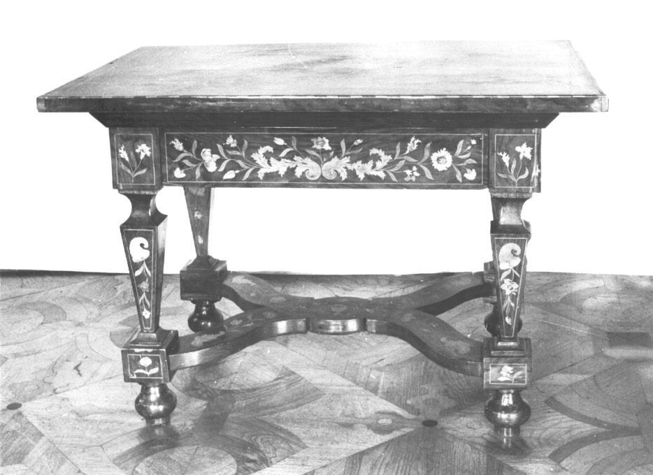 scrittoio, serie - ambito europeo (prima metà sec. XIX)