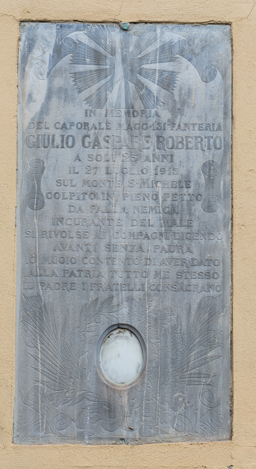 Giulio Gaspare Roberto, soggetto assente (monumento ai caduti - a lapide) - ambito cagliaritano (sec. XX)