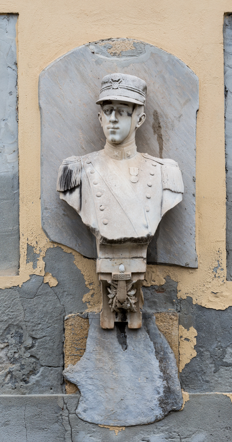 Enea Camboni Nurchis, figura di soldato (monumento ai caduti - ad erma) di Sartorio Giuseppe (sec. XX)