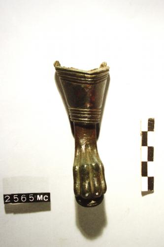 Piede di mobile (secc. VIII-VII a.C)