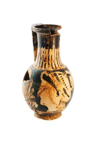 oinochoe a bocca rotonda (sec. IV a.C)