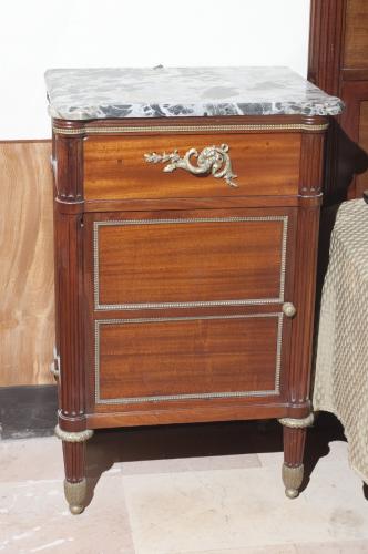 comodino, coppia - ambito Italia meridionale (inizio sec. XX)