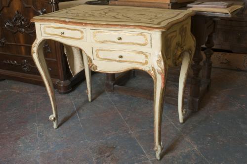 scrivania - ambito Italia meridionale (seconda metà sec. XIX)