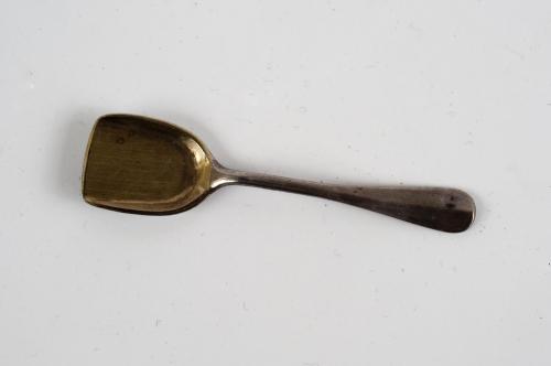 cucchiaino - ambito Italia meridionale (metà sec. XX)