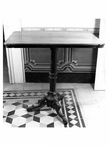 tavolino - manifattura pugliese (sec. XIX)