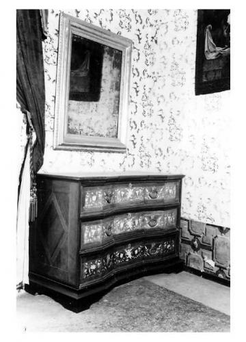 comò - ambito Italia meridionale (secc. XIII/ XIX)