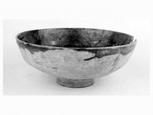 motivi decorativi geometrici (scodella) - produzione pugliese (seconda metà sec. XIII)