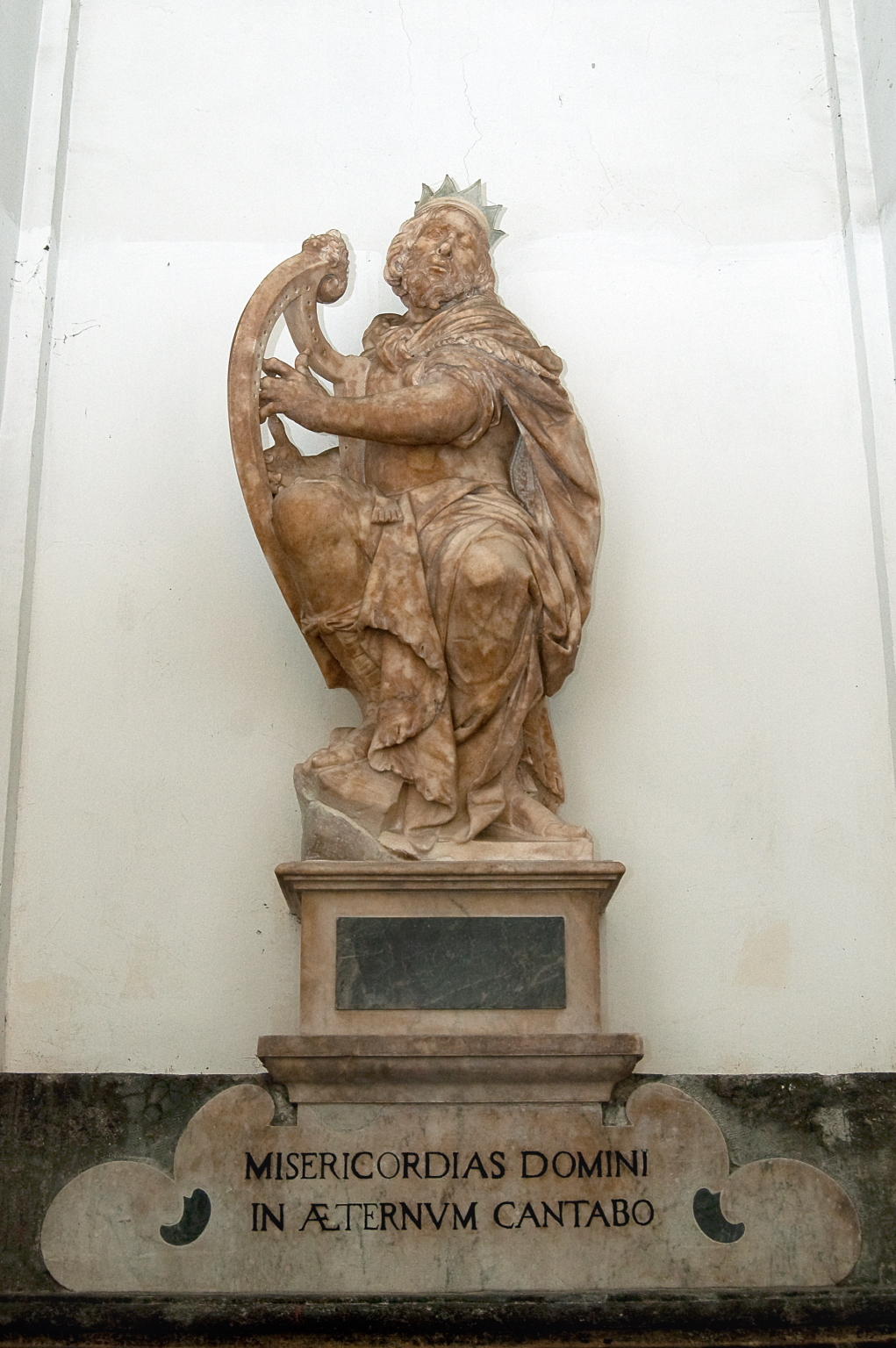 David (scultura) di Falcone Andrea (sec. XVII)