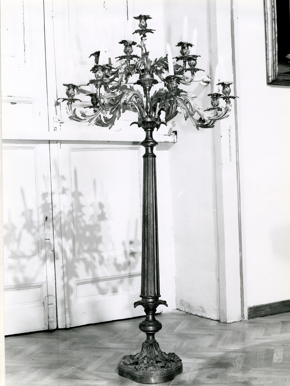 CANDELABRO - A BRACCI, SERIE - manifattura napoletana (Metà sec. XIX)