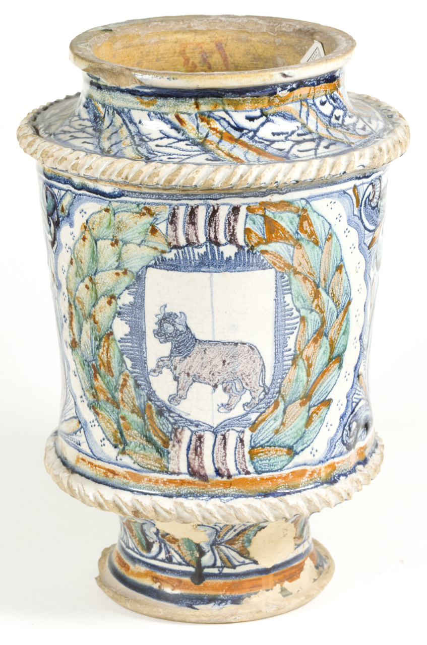 stemma, stemma, motivo decorativo a volute a cartoccio (vaso) - manifattura faentina (fine sec. XV)