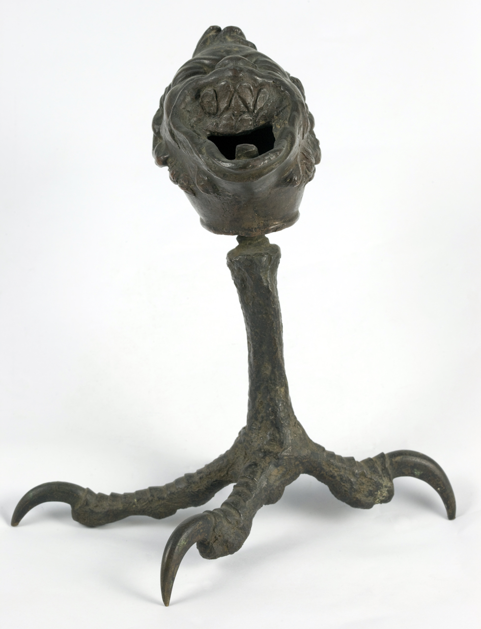 testa (lucerna) - ambito padovano ? (sec. XVI)