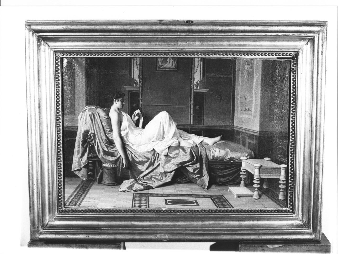 fanciulla distesa che legge (dipinto) di Maldarelli Federico (sec. XIX)