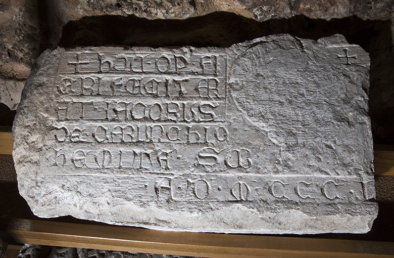 lapide, frammento - ambito pugliese (sec. XIV)