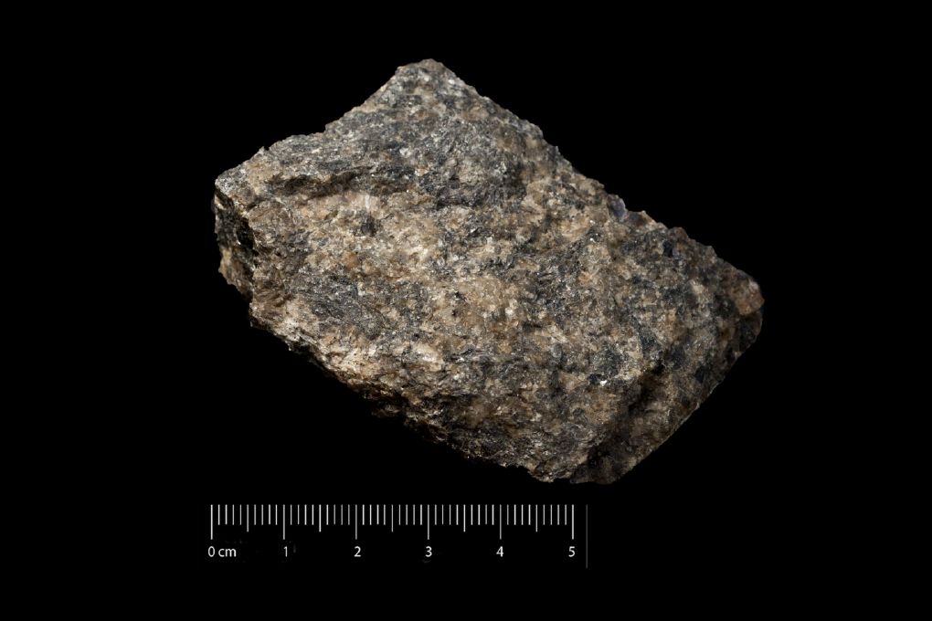 Cordierite (esemplare)