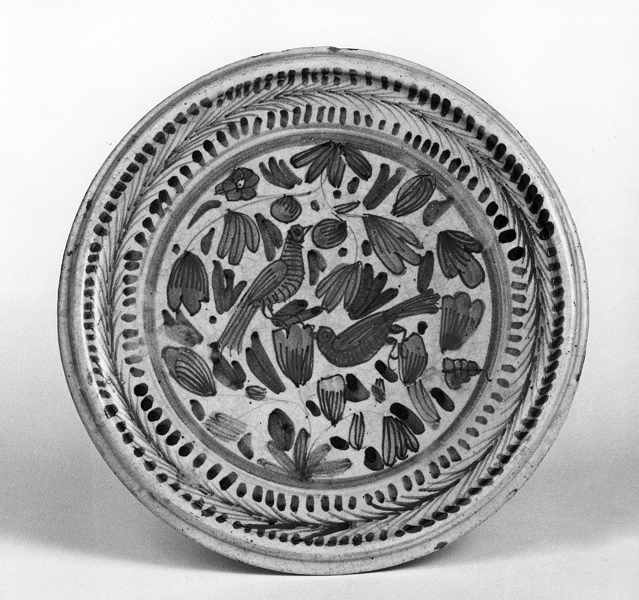 alzata - manifattura di Deruta (seconda metà sec. XVII)