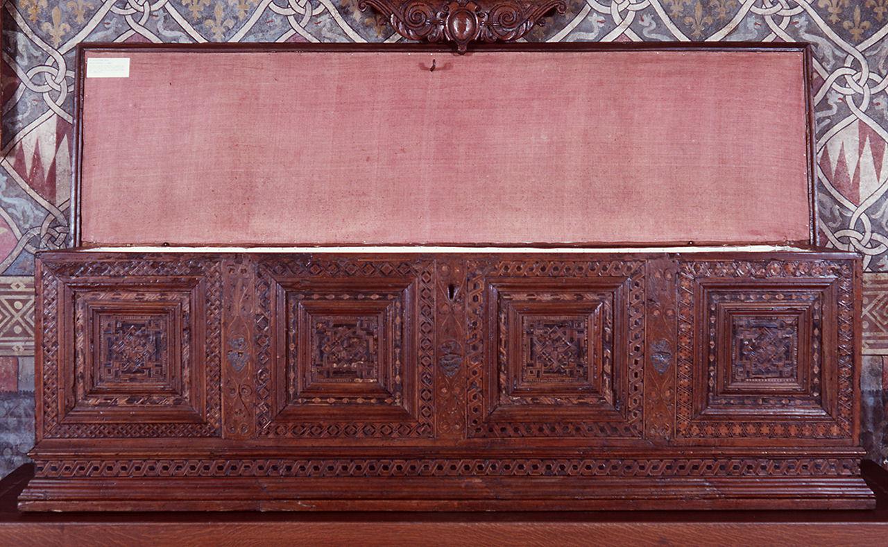 motivo decorativo (cassone) - manifattura emiliana (?), manifattura italiana (metà, primo quarto sec. XV, sec. XX)
