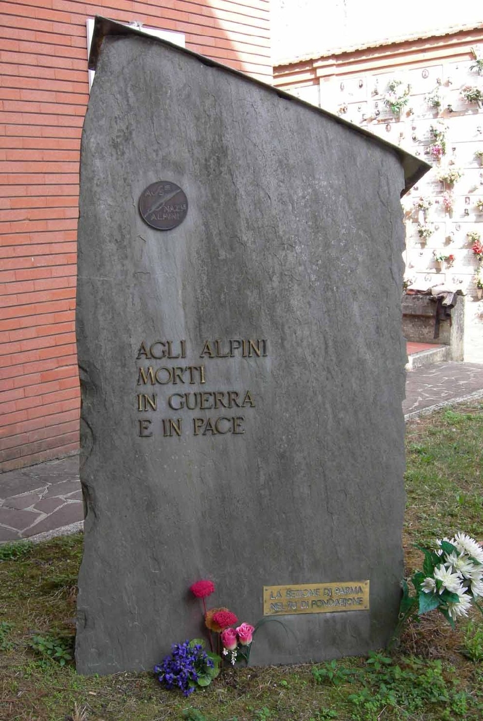 monumento ai caduti - a stele - ambito parmense (sec. XX)