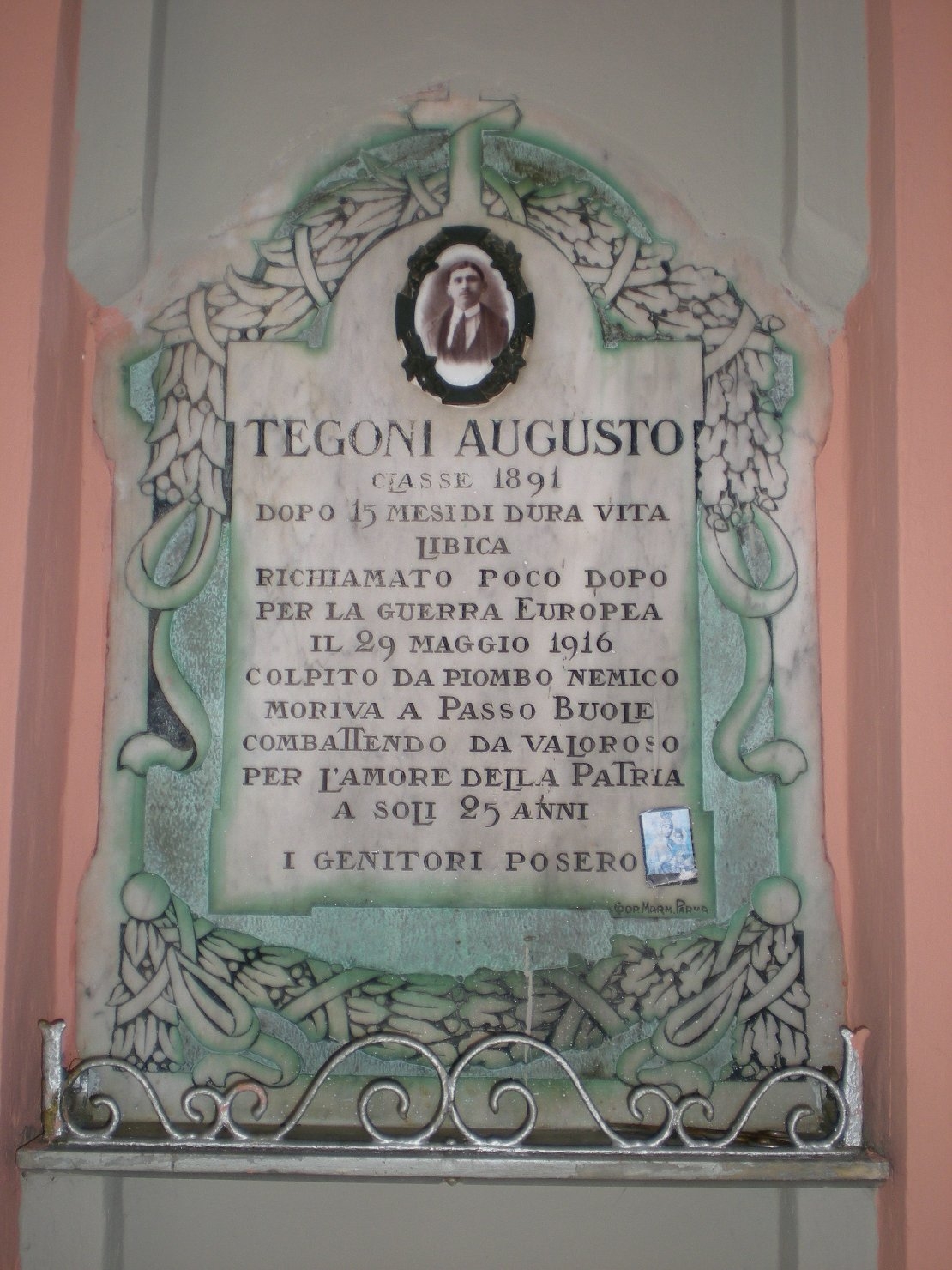 lapide commemorativa ai caduti di Ditta Cooperativa Marmi (sec. XX)