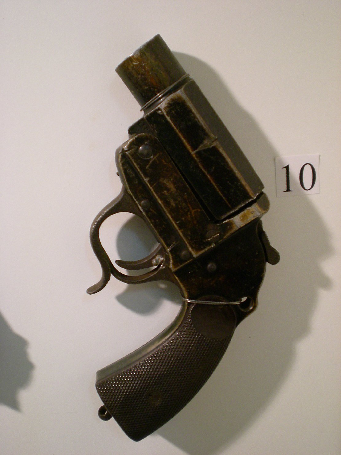 pistola - ambito italiano (sec. XX)