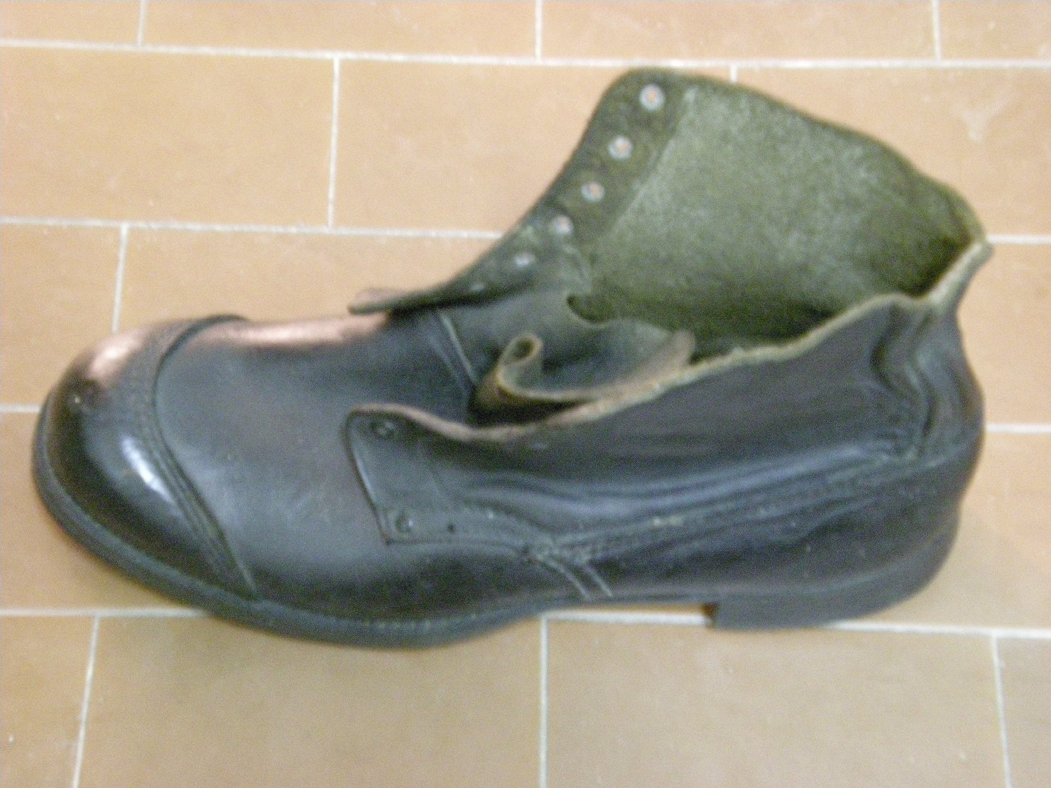 scarpa - ambito italiano (?) (sec. XX)